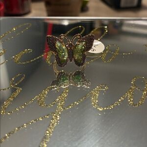 Elegant Butterfly Green Gemstone Ring